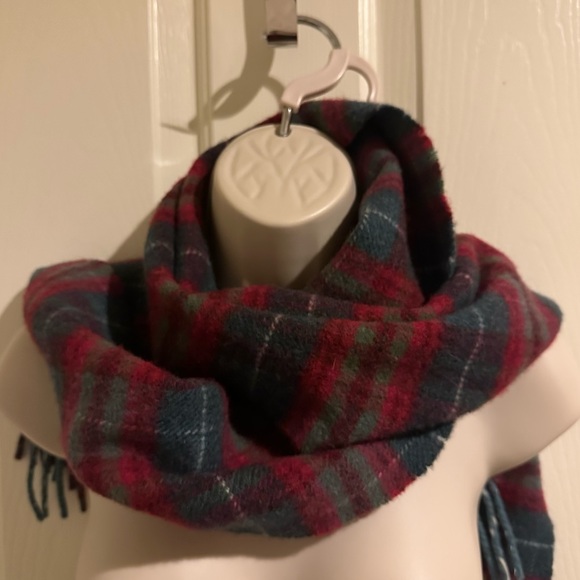 Vintage Edinburgh Pure Wool Scarf Red Tartan Plaid Fringe 61” Made UK Holiday - Picture 7 of 11